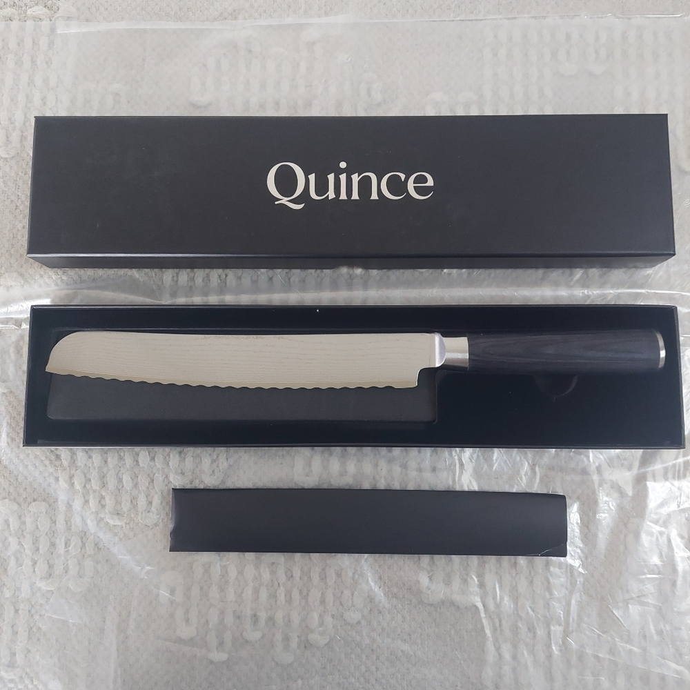 NEW! Quince- Essentials Japanese Damascus 9" Serrated Bread Knife! (K5)